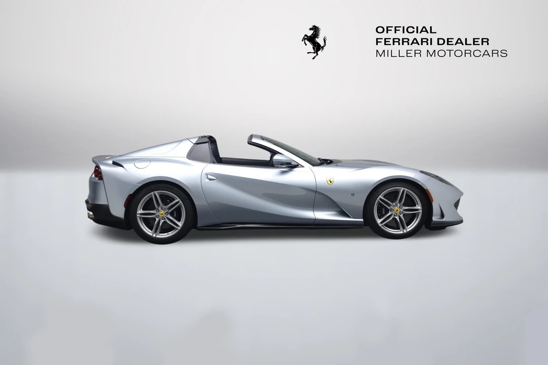 2022 Ferrari 812 GTS - Image 9 of 31