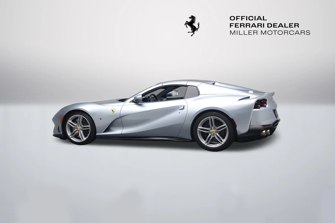 2022 Ferrari 812 GTS - Image 27 of 31