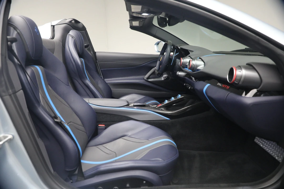 2022 Ferrari 812 GTS - Image 17 of 31