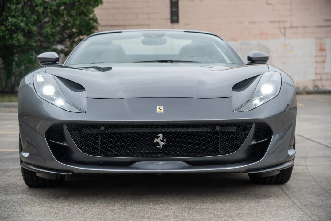 2022 Ferrari 812 GTS - Image 17 of 31