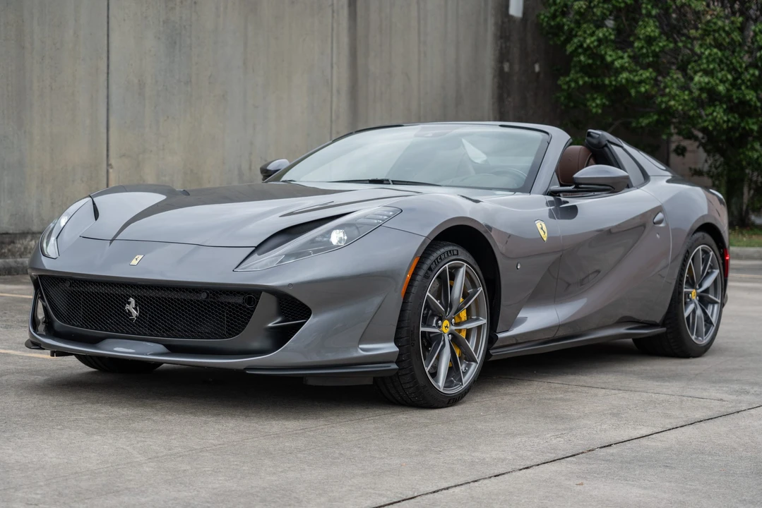 2022 Ferrari 812 GTS - Image 10 of 31
