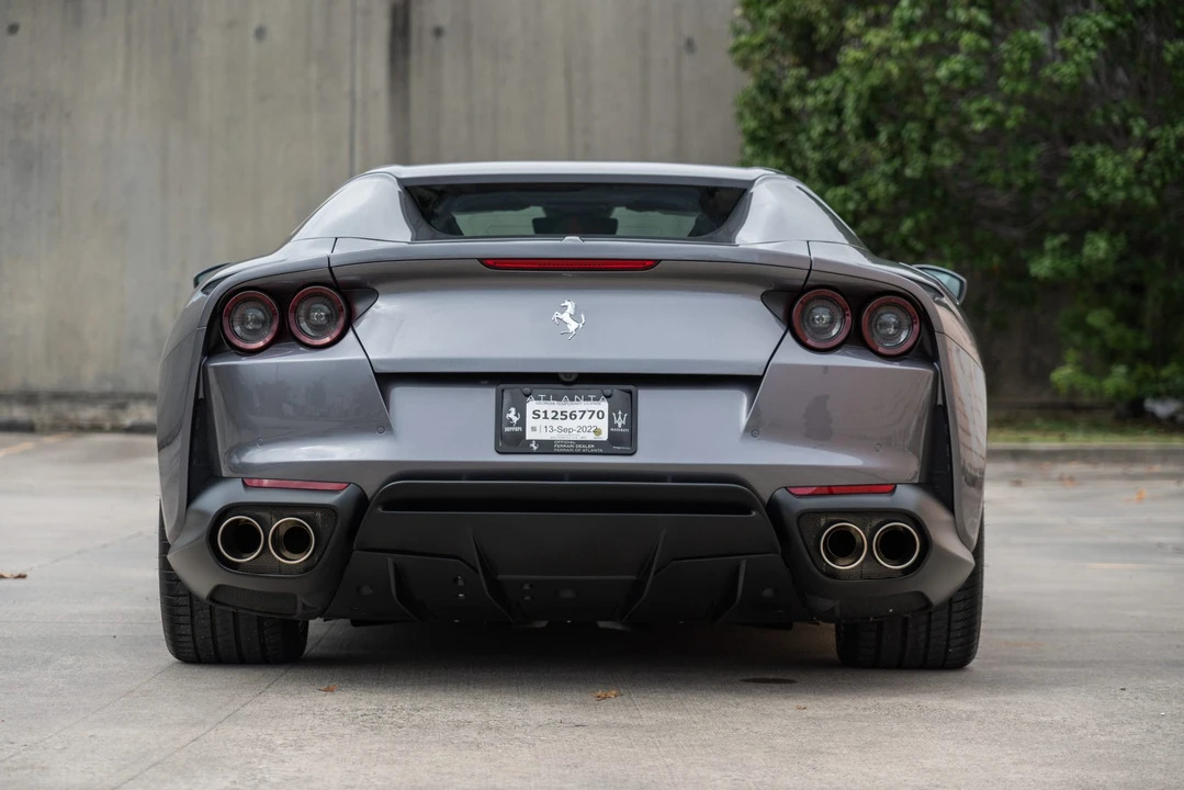 2022 Ferrari 812 GTS - Image 5 of 31