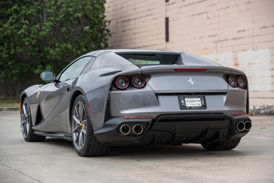 2022 Ferrari 812 GTS - Image 4 of 31