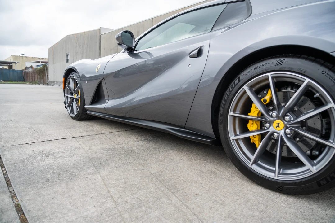 2022 Ferrari 812 GTS - Image 27 of 31
