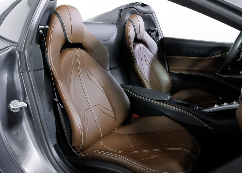 2022 Ferrari 812 GTS - Image 23 of 31