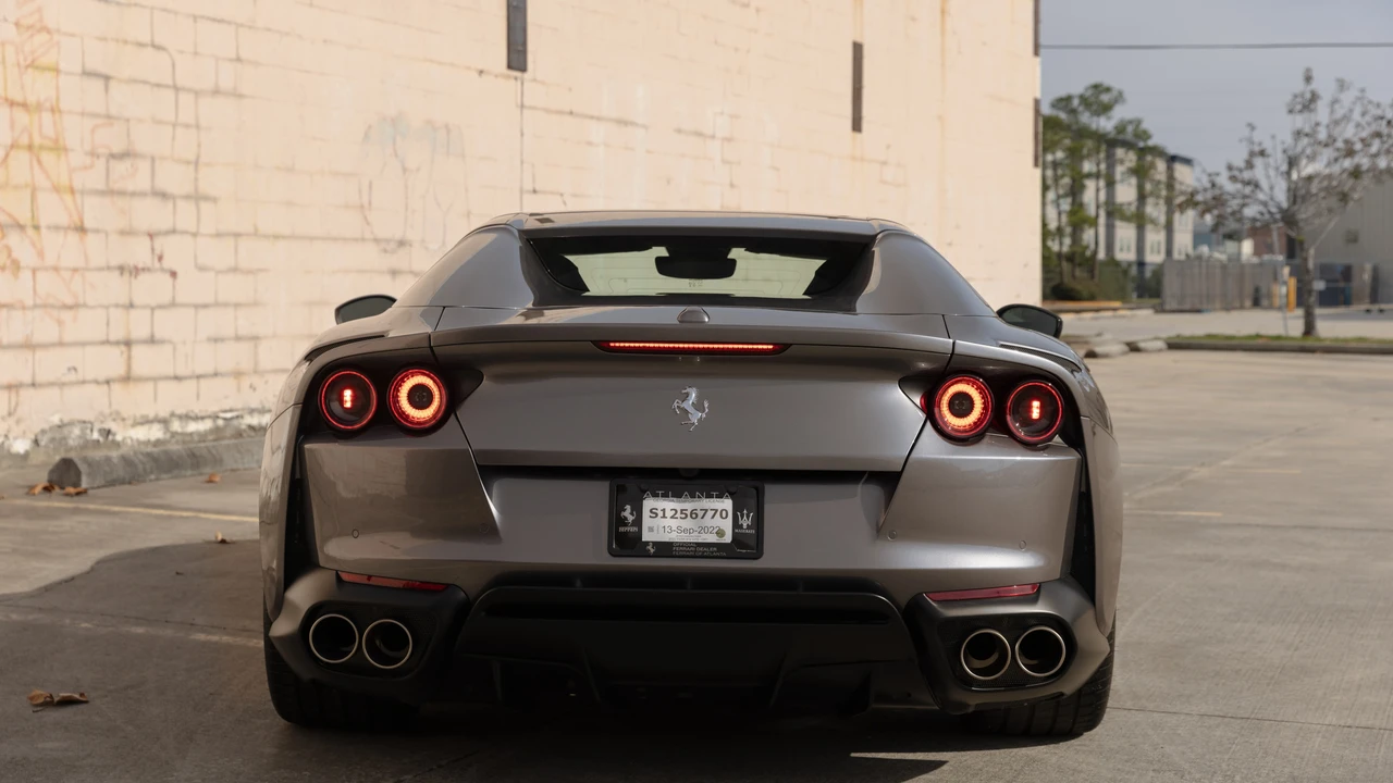2022 Ferrari 812 GTS - Image 19 of 31