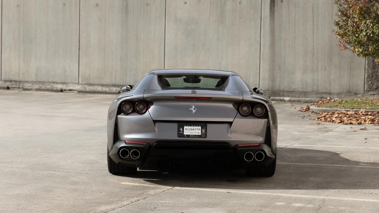 2022 Ferrari 812 GTS - Image 7 of 31