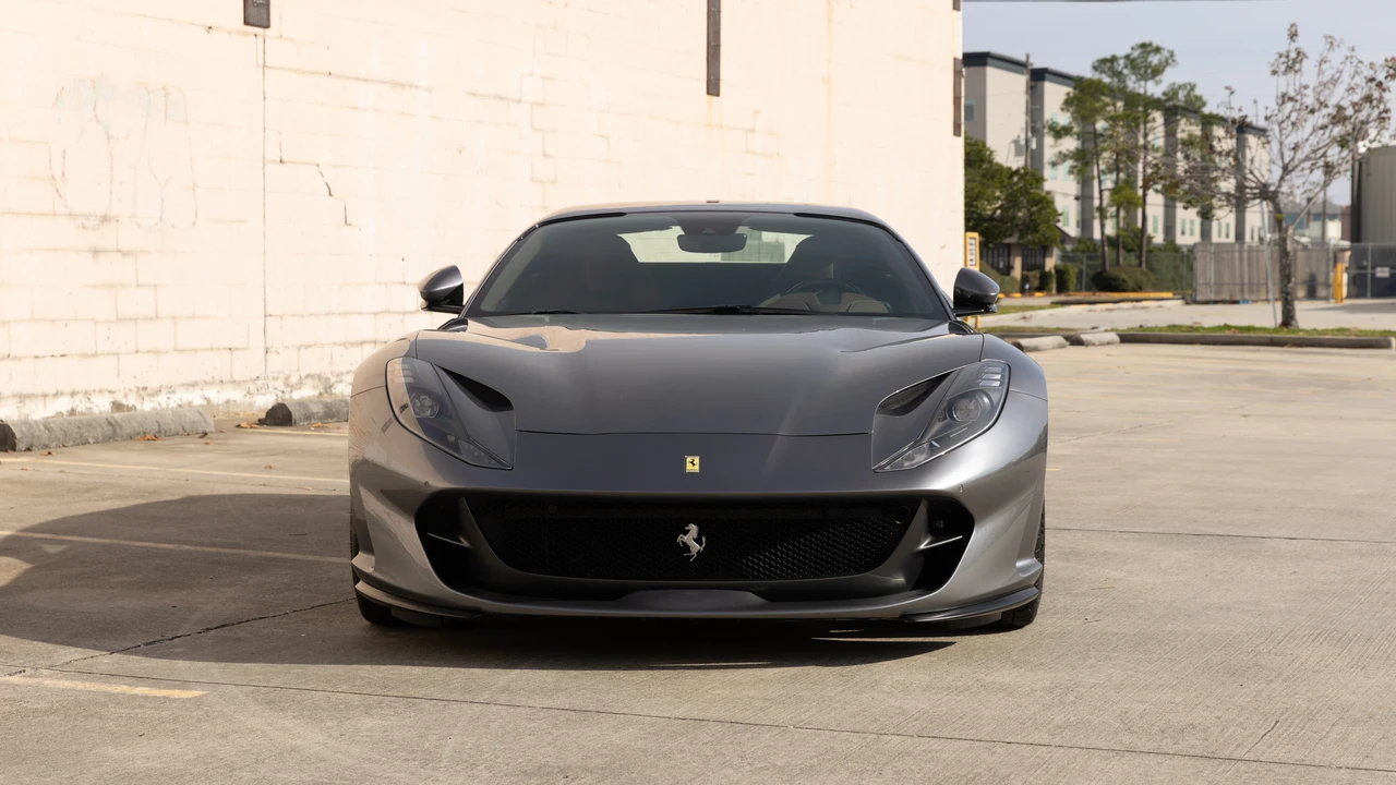 2022 Ferrari 812 GTS - Image 3 of 31