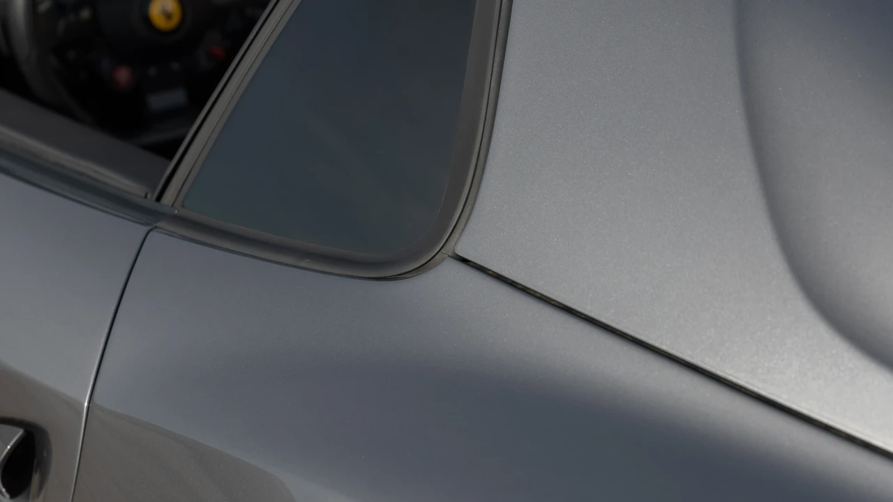 2022 Ferrari 812 GTS - Image 27 of 31