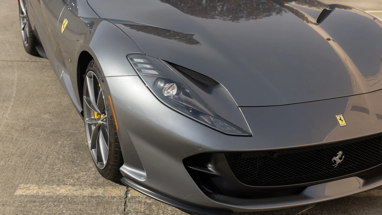 2022 Ferrari 812 GTS - Image 18 of 31