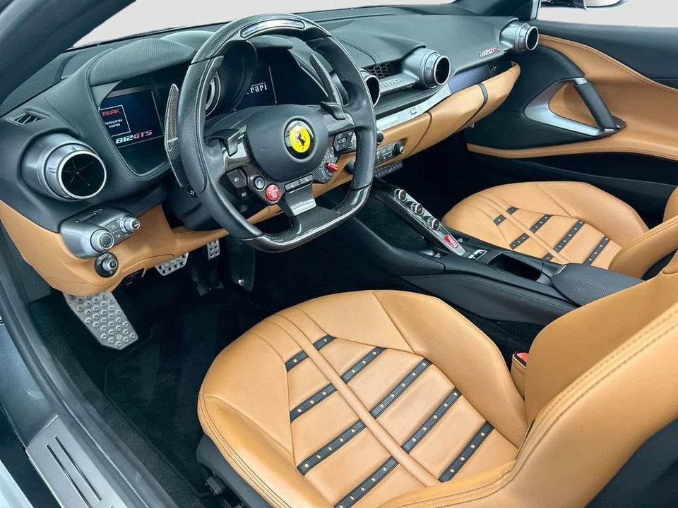 2022 Ferrari 812 GTS - Image 17 of 31