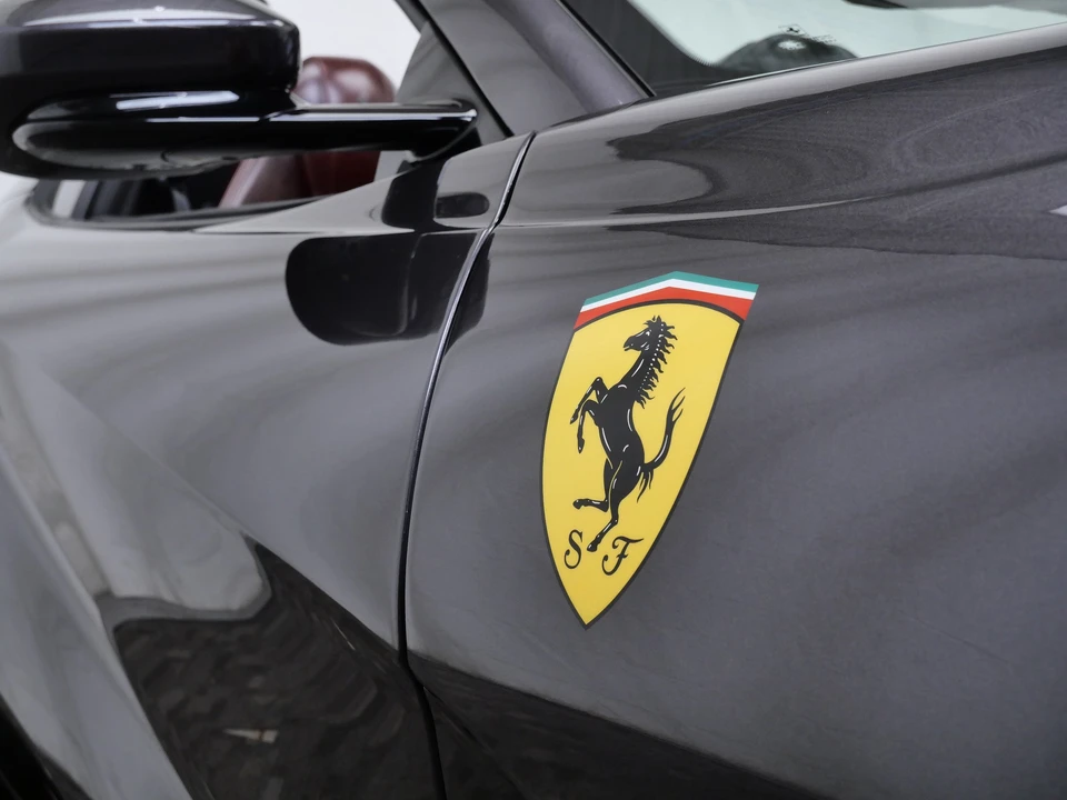 2022 Ferrari 812 GTS - Image 13 of 31