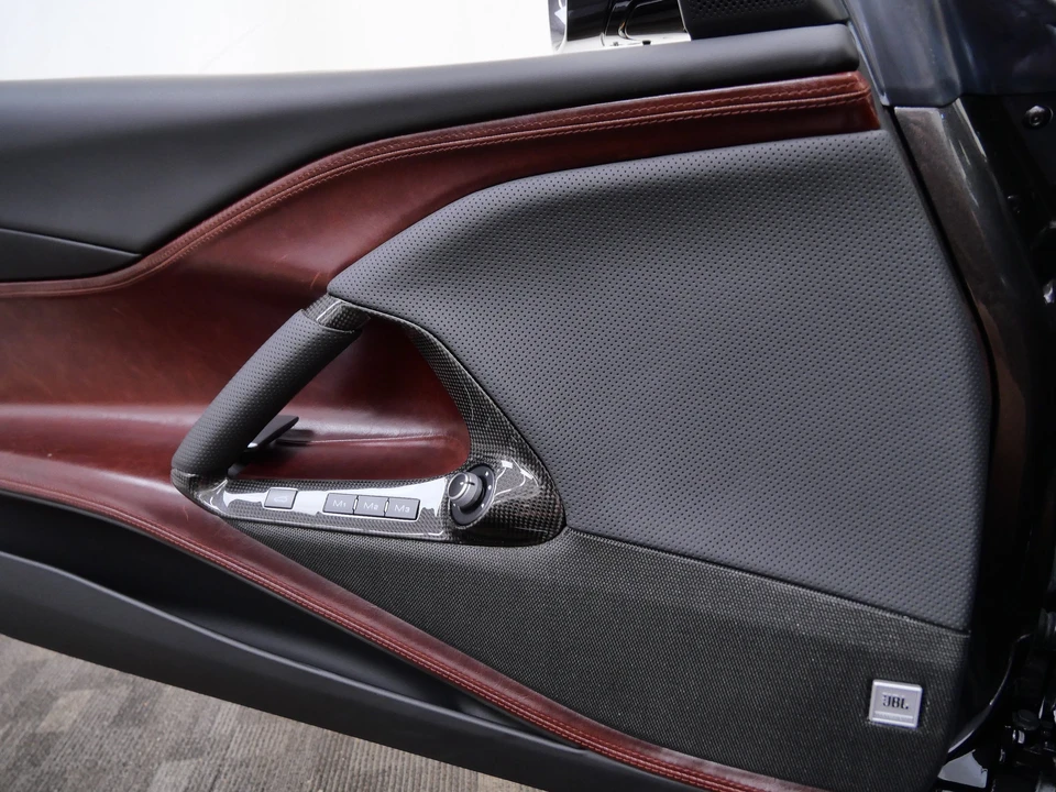 2022 Ferrari 812 GTS - Image 31 of 31