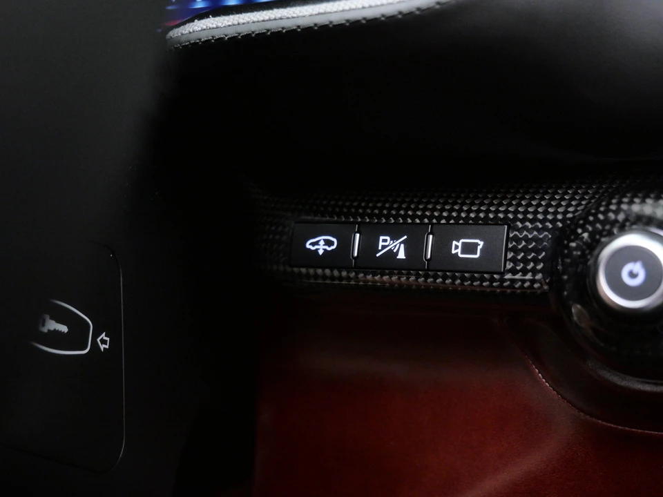 2022 Ferrari 812 GTS - Image 26 of 31