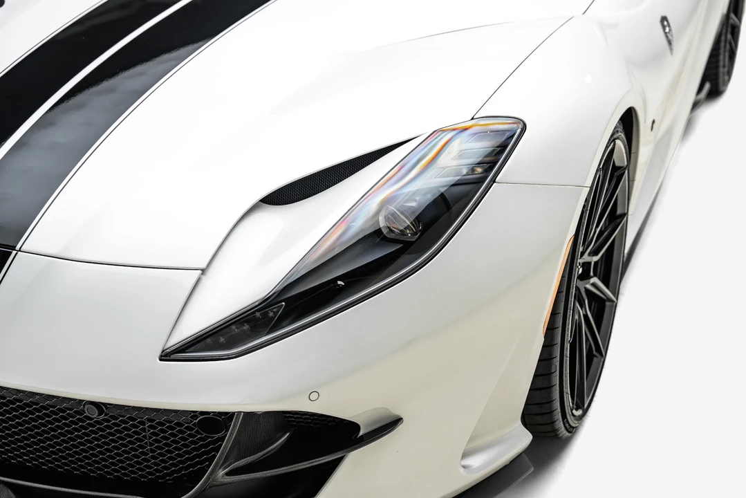 2022 Ferrari 812 GTS - Image 22 of 31