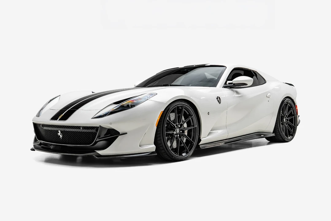 2022 Ferrari 812 GTS - Image 2 of 31