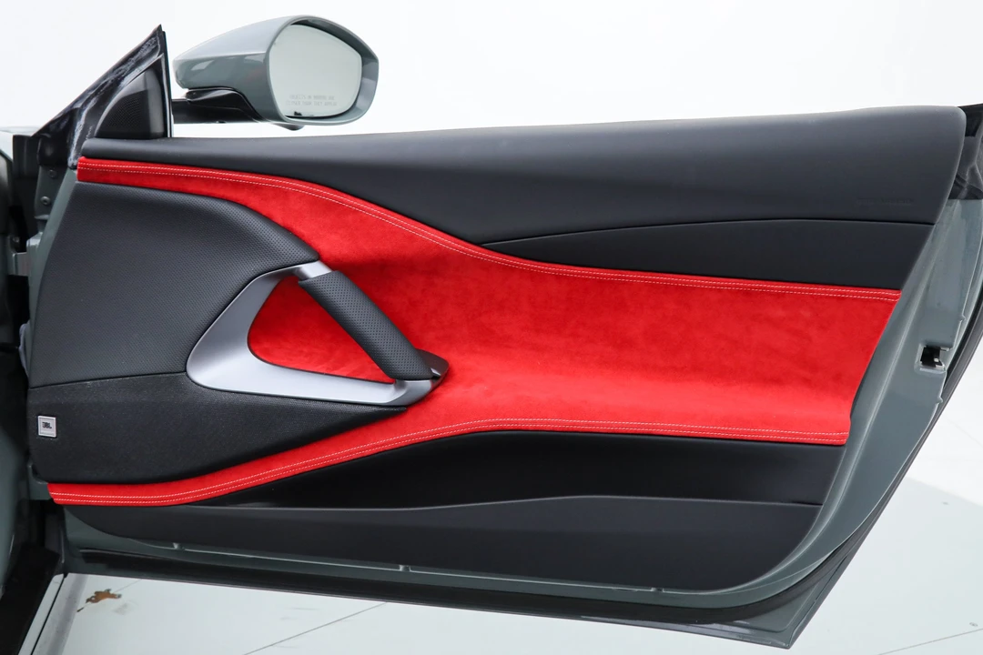 2022 Ferrari 812 GTS - Image 26 of 31
