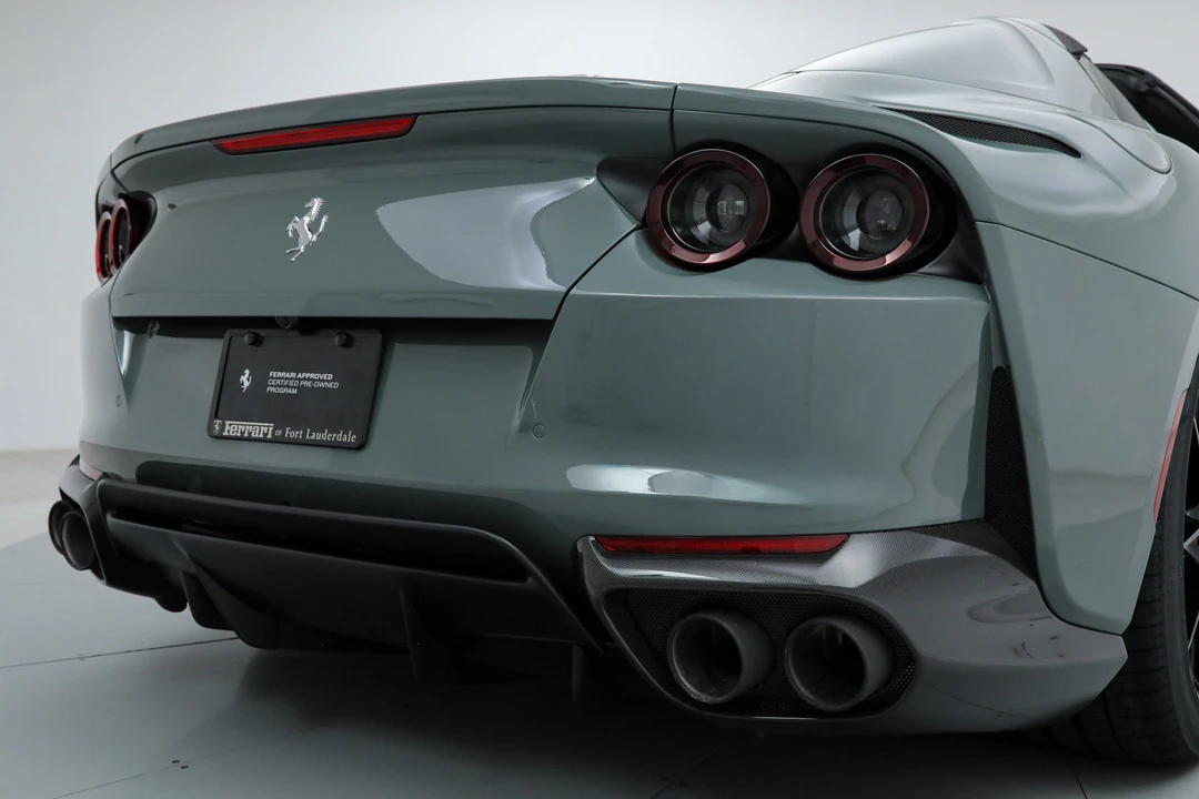 2022 Ferrari 812 GTS - Image 24 of 31