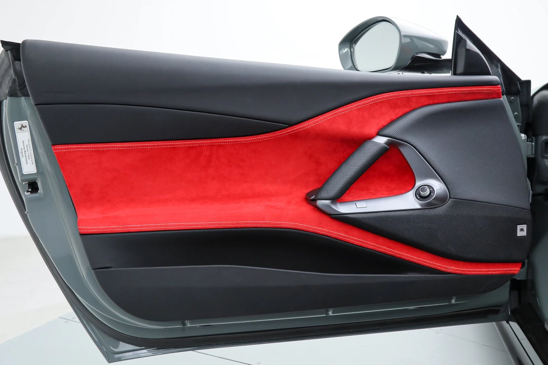 2022 Ferrari 812 GTS - Image 30 of 31
