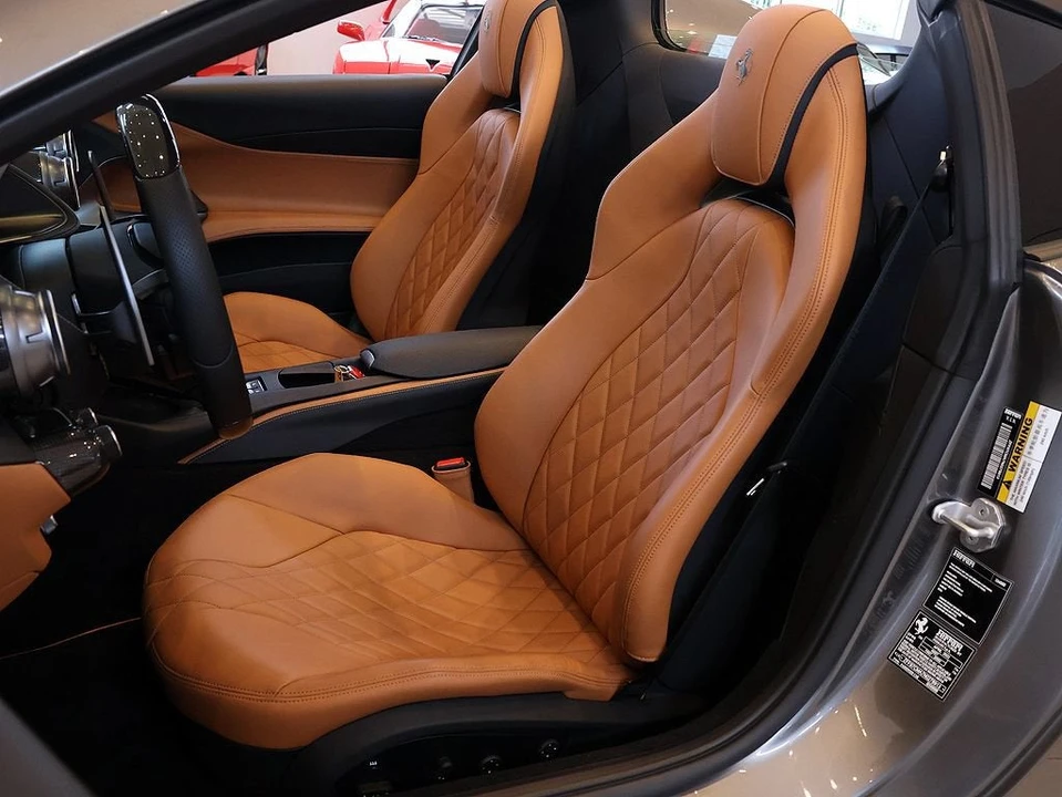 2022 Ferrari 812 GTS - Image 5 of 31