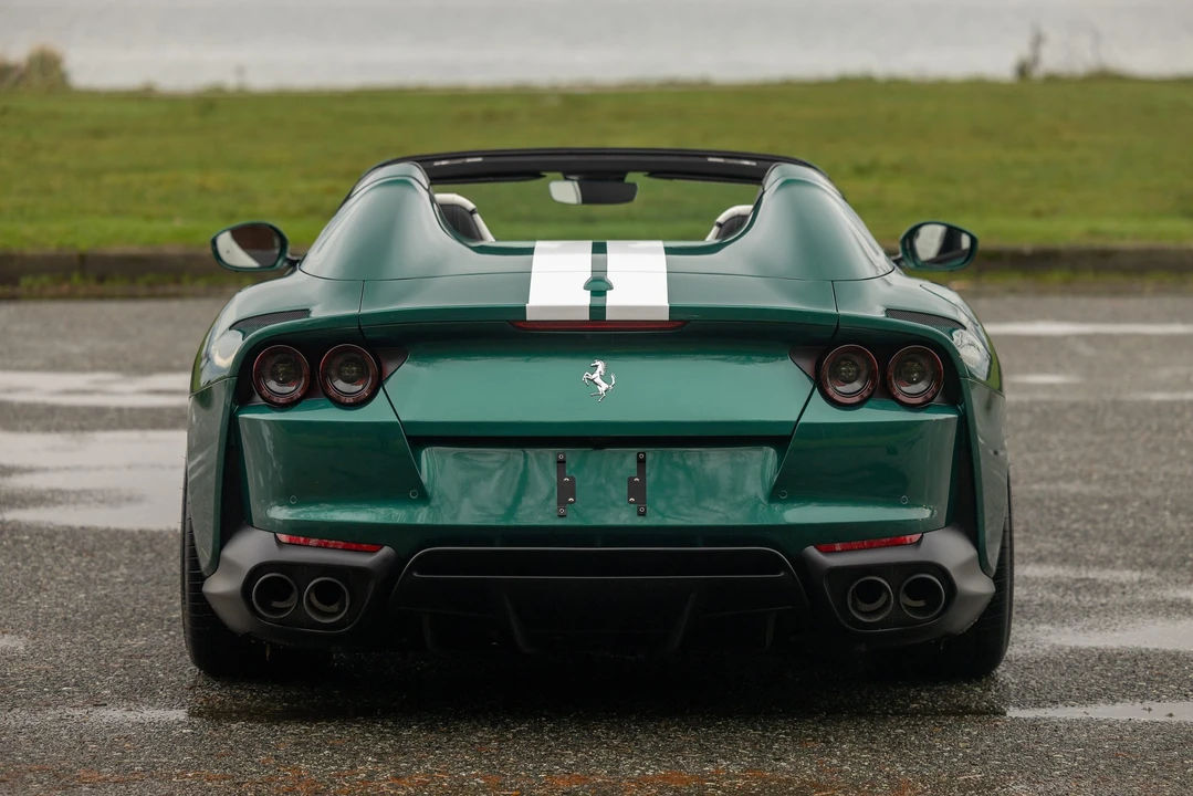 2022 Ferrari 812 GTS - Image 14 of 31