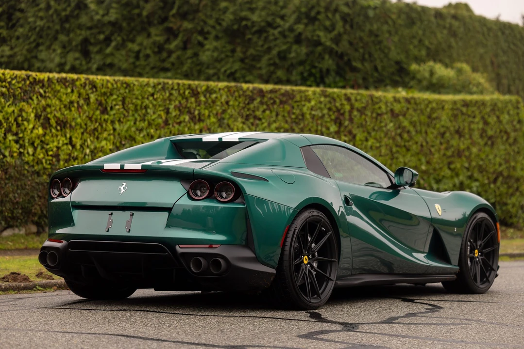 2022 Ferrari 812 GTS - Image 28 of 31