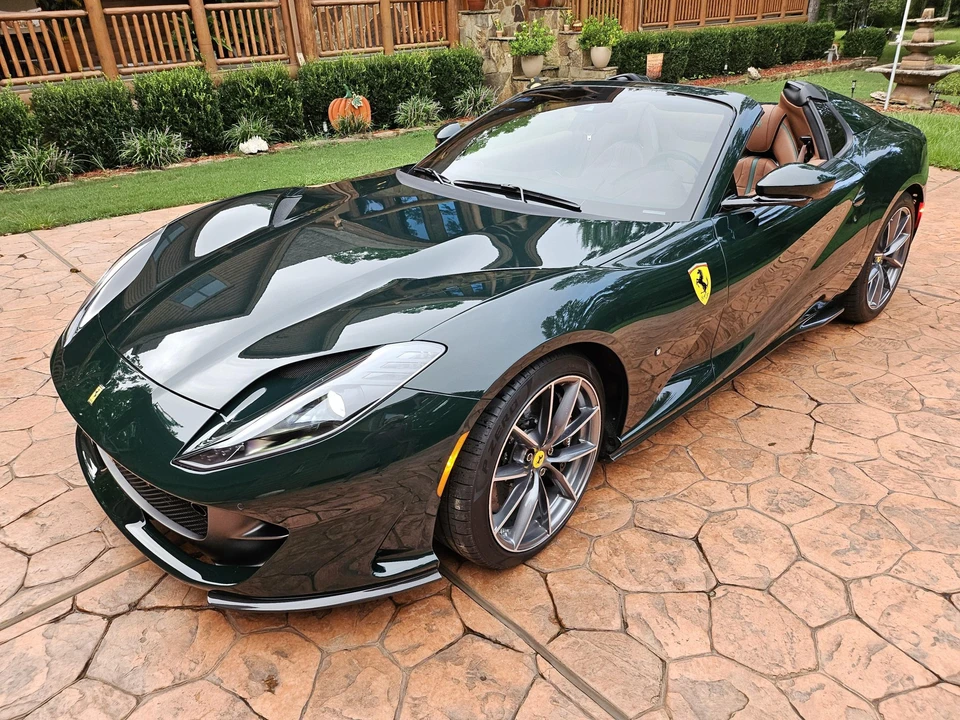 2022 Ferrari 812 GTS - Image 4 of 31