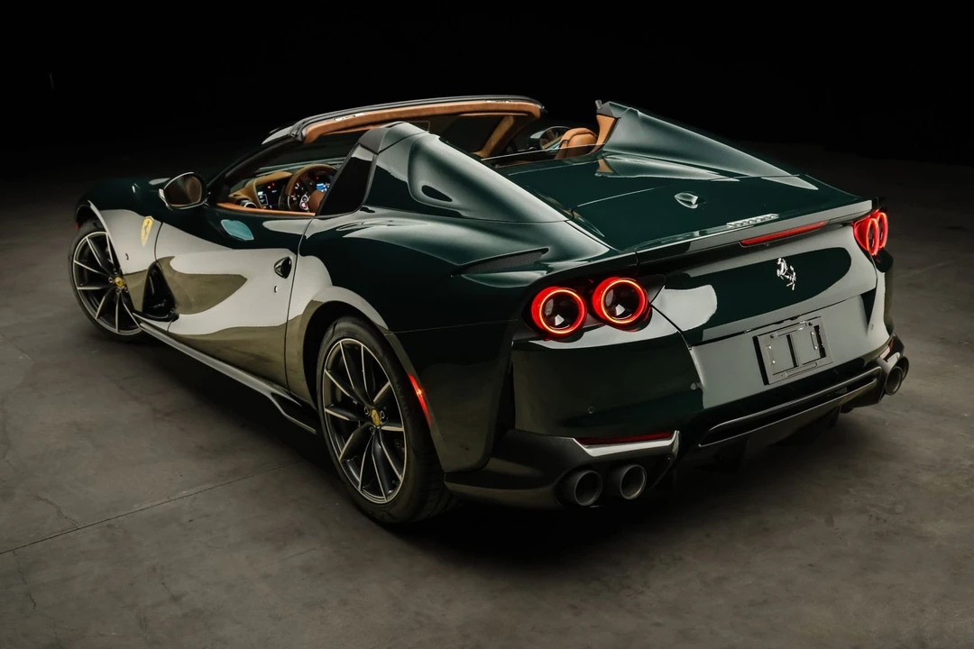 2022 Ferrari 812 GTS - Image 8 of 31