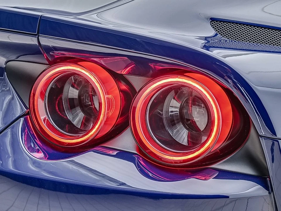 2022 Ferrari 812 GTS - Image 28 of 31