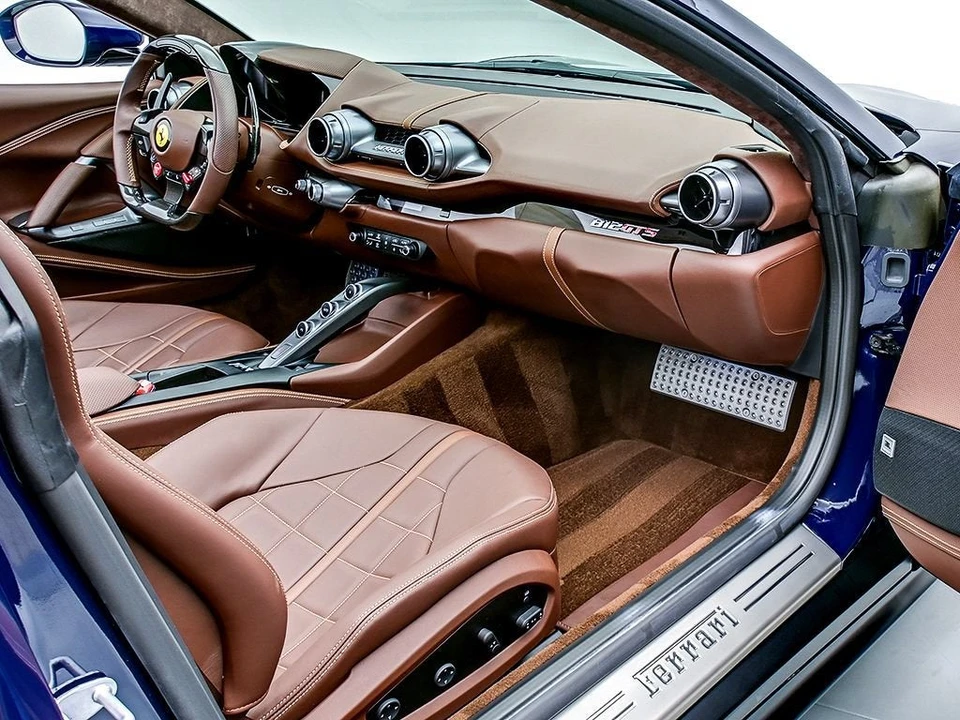 2022 Ferrari 812 GTS - Image 18 of 31