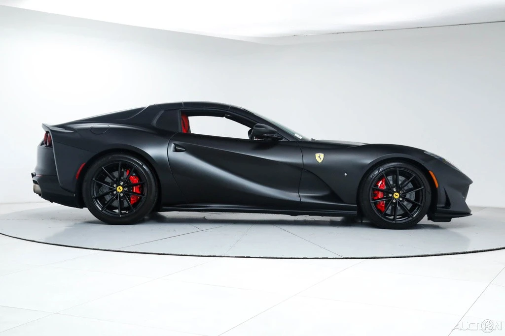 2022 Ferrari 812 GTS - Image 11 of 21