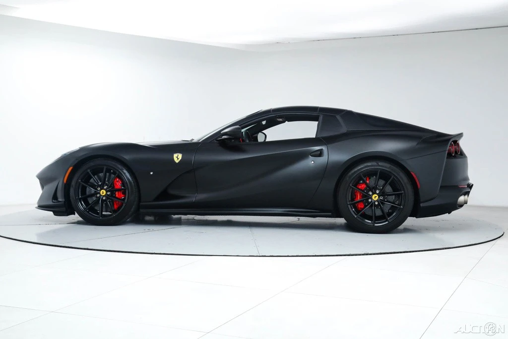 2022 Ferrari 812 GTS - Image 7 of 21