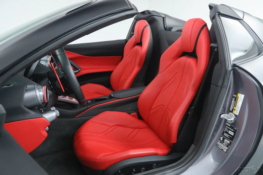 2022 Ferrari 812 GTS - Image 5 of 21