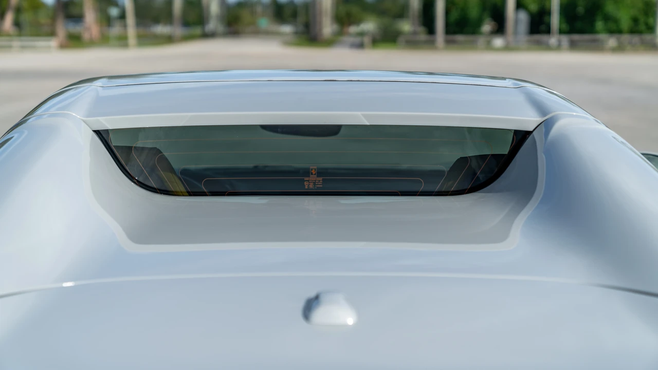 2022 Ferrari 812 GTS - Image 27 of 31