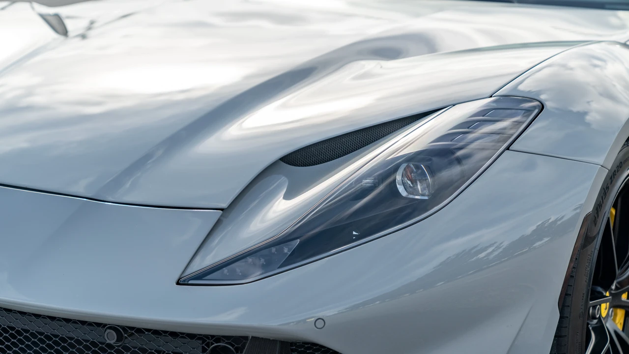 2022 Ferrari 812 GTS - Image 21 of 31