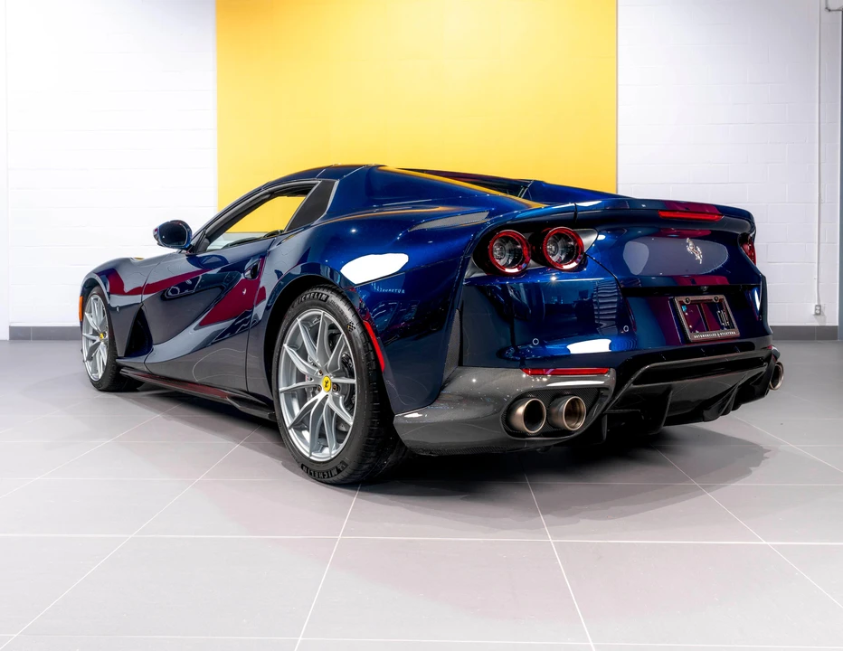 2022 Ferrari 812 GTS - Image 13 of 31