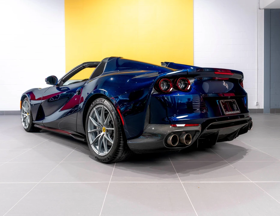 2022 Ferrari 812 GTS - Image 14 of 31