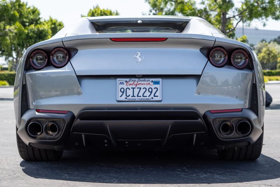 2022 Ferrari 812 GTS - Image 15 of 31