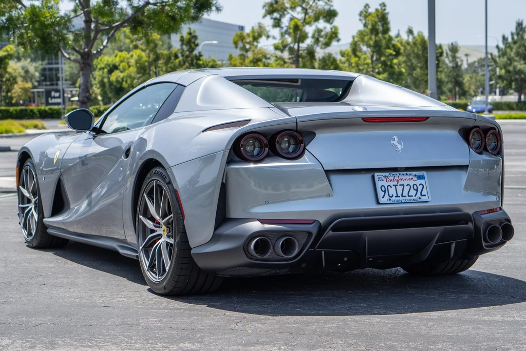 2022 Ferrari 812 GTS - Image 16 of 31