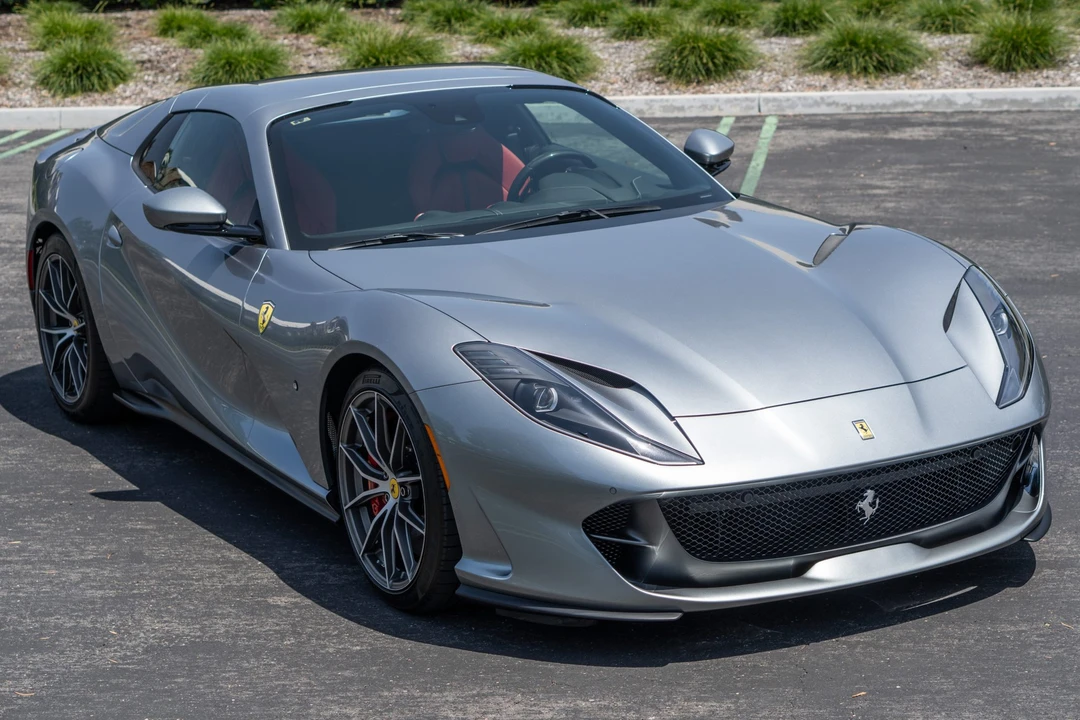 2022 Ferrari 812 GTS - Image 12 of 31