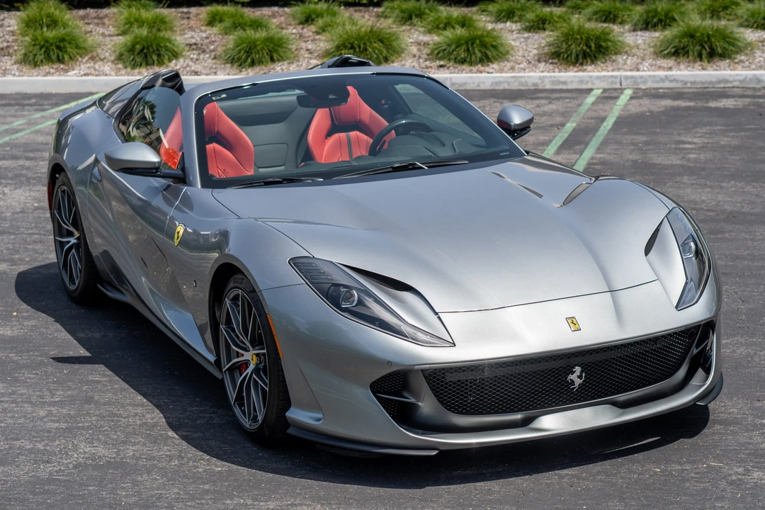 2022 Ferrari 812 GTS - Image 19 of 31