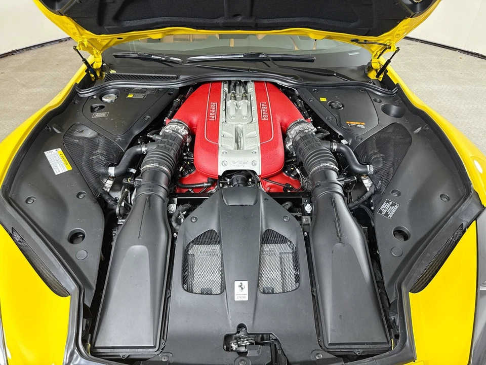 2022 Ferrari 812 GTS - Image 20 of 28