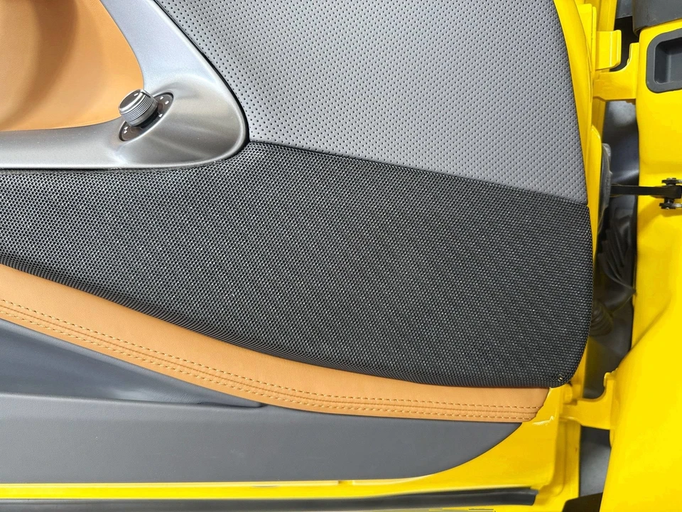 2022 Ferrari 812 GTS - Image 17 of 28