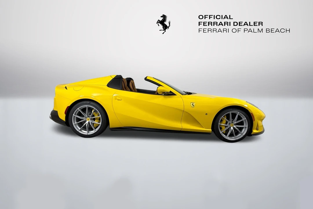 2022 Ferrari 812 GTS - Image 8 of 28
