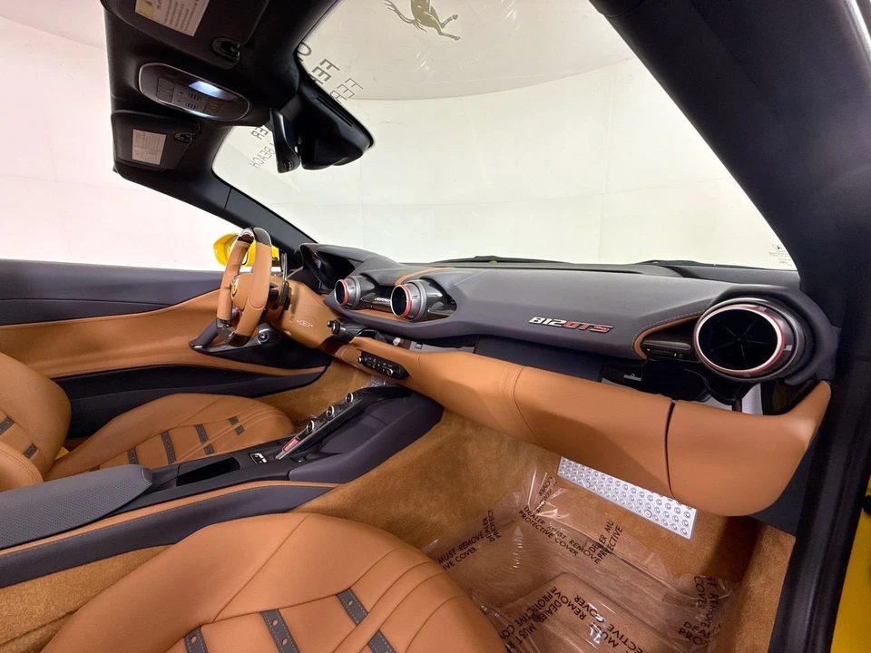 2022 Ferrari 812 GTS - Image 24 of 28