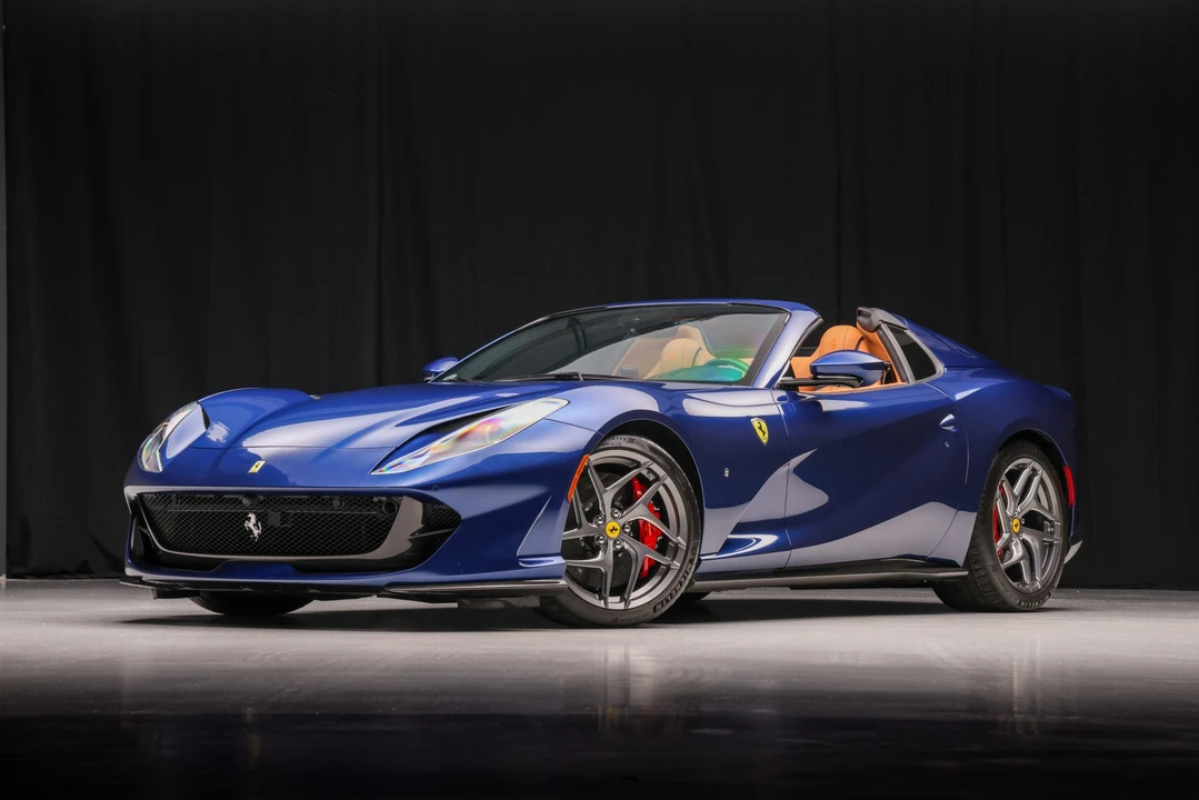 2022 Ferrari 812 GTS - Image 5 of 31