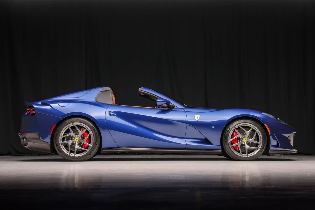 2022 Ferrari 812 GTS - Image 20 of 31