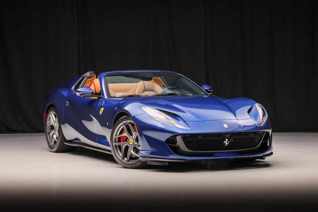 2022 Ferrari 812 GTS - Image 24 of 31