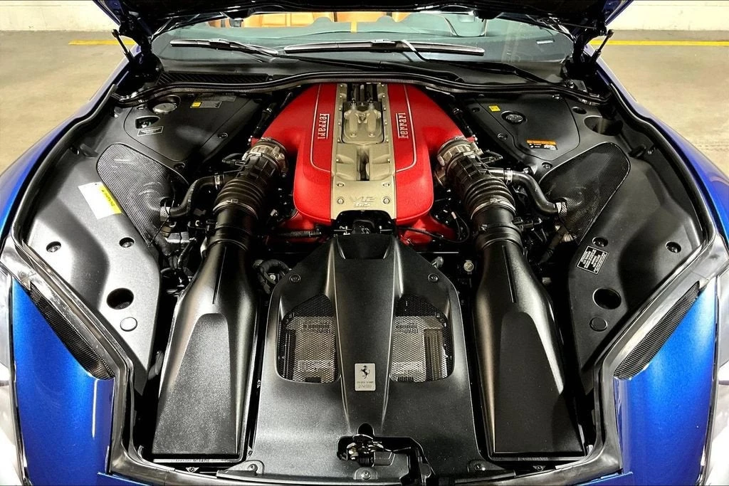 2022 Ferrari 812 GTS - Image 24 of 30