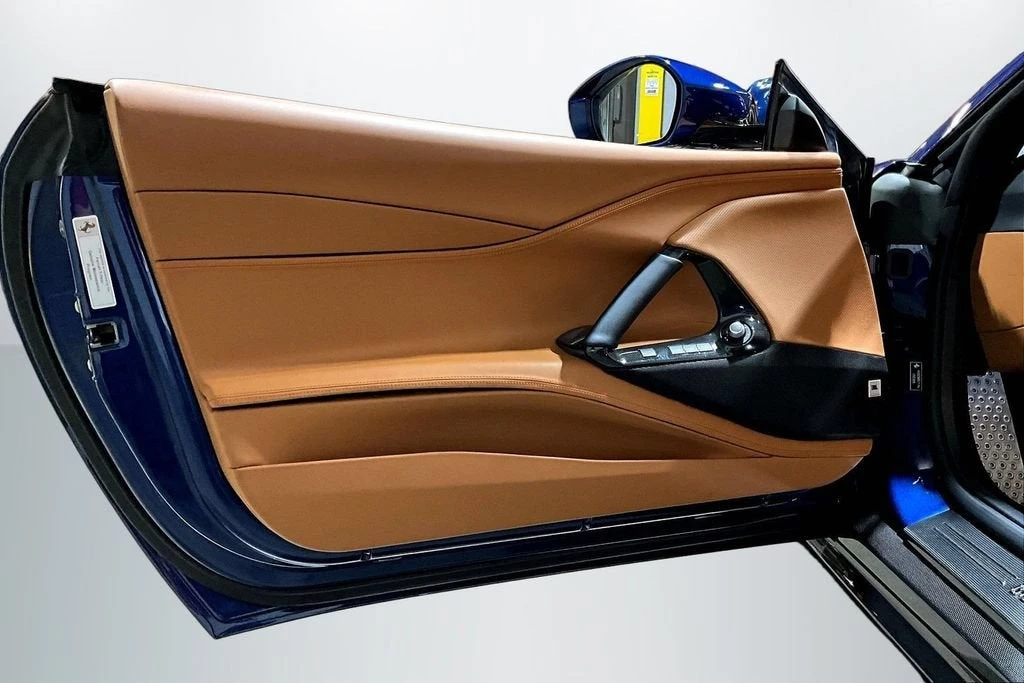2022 Ferrari 812 GTS - Image 18 of 30